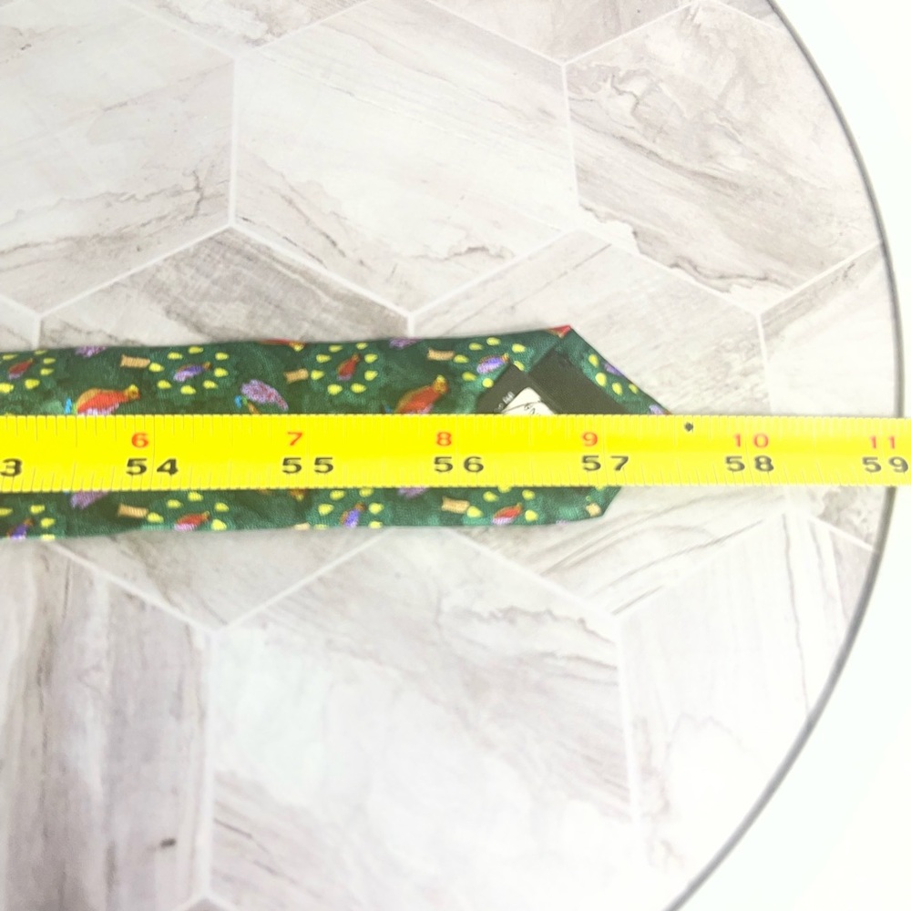 Yuletied Green Christmas Tie Partridge in a Pear Tree Pattern 3.75” Wide - Picture 6 of 6